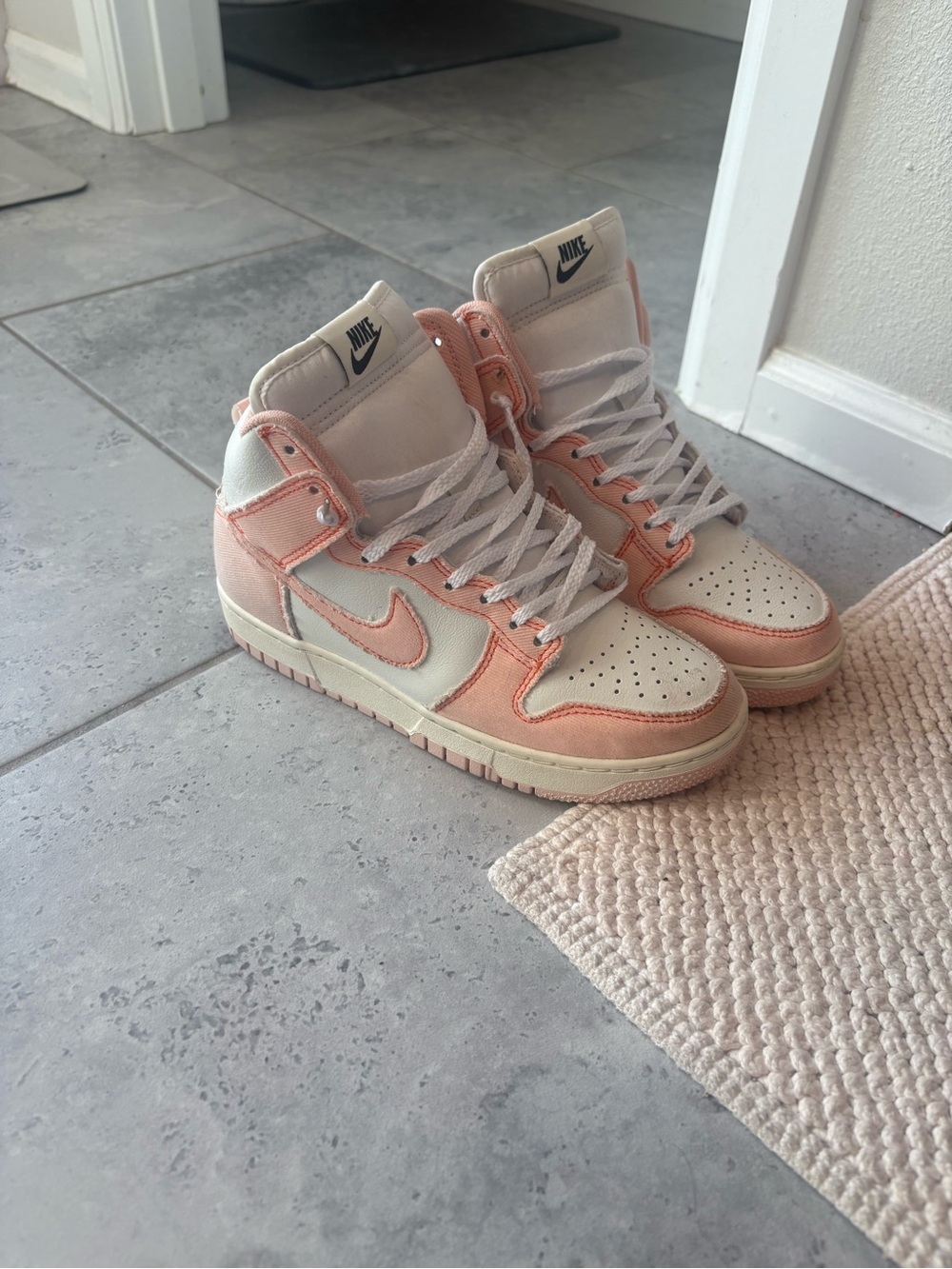Nike Women’s High-Top Sneakers in Cream and Peach Pink